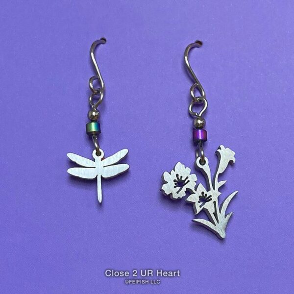 Close 2 UR Heart Dragonfly and Flowers Earrings